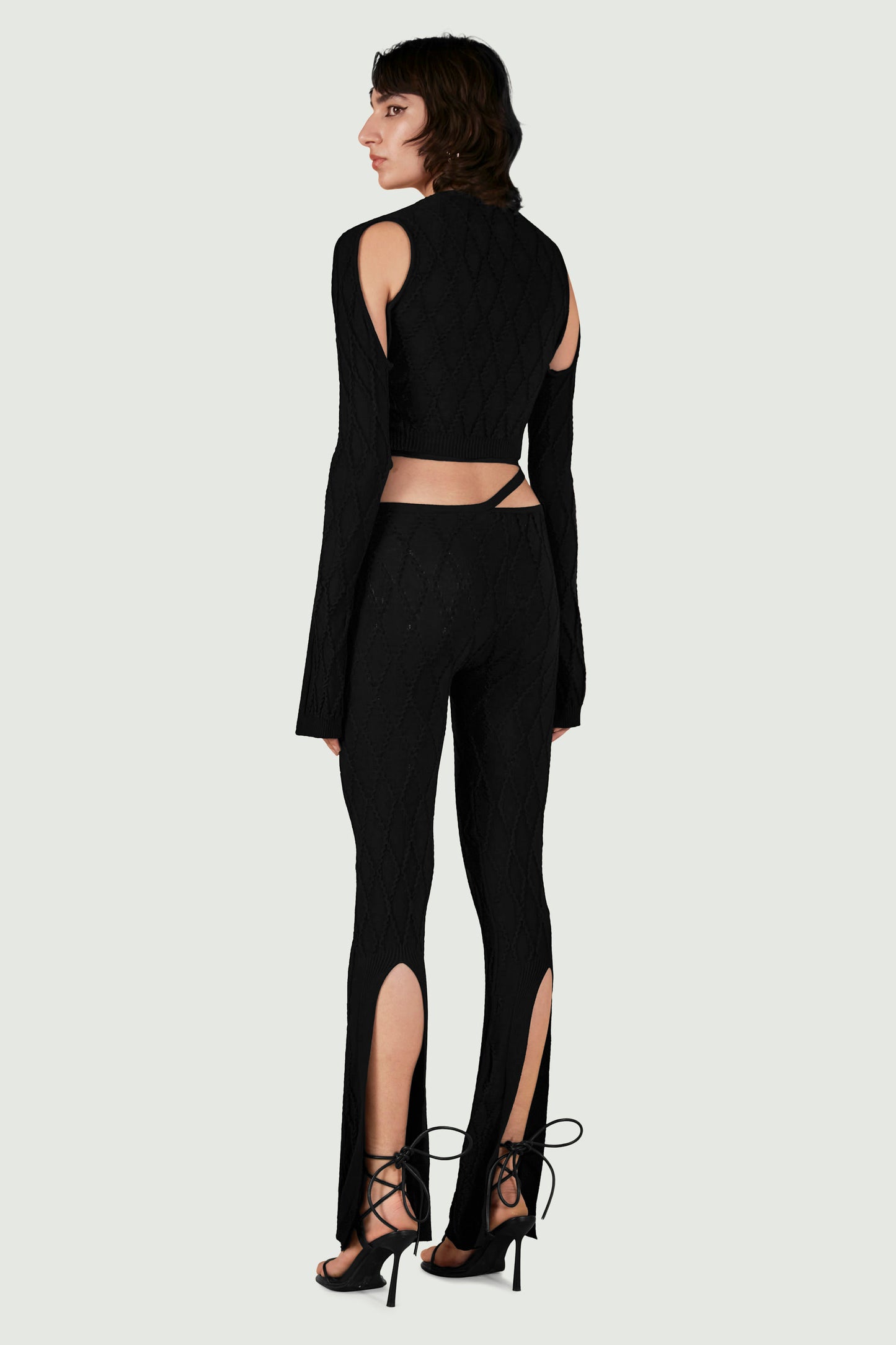 KNITTED PANTS BLACK